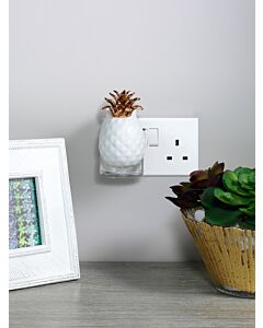 Yankee Candle - Pineapple Light Sensor Scent Plug Diffuser